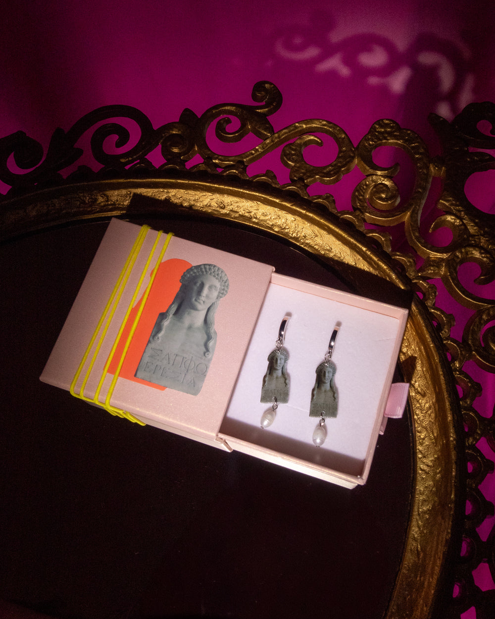 Sappho & Pearl Earrings