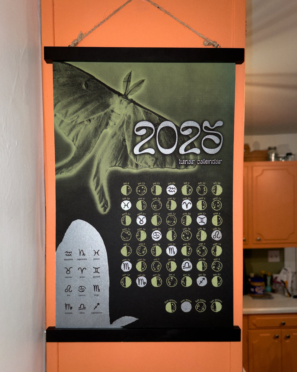 Lunar Calendar 2025